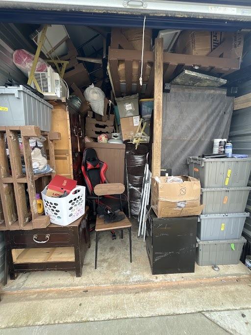 Storage Unit Auction in Gainesville , GA at Gainesville 2 ends on 17th
